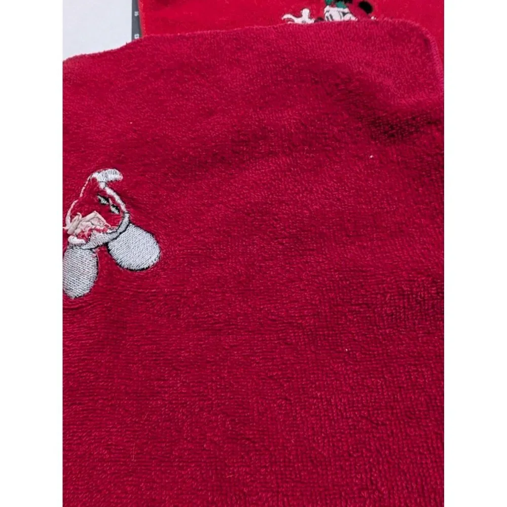 Mickey and co Christmas Mickey‎ Holiday towel & washcloth embroidered fringe